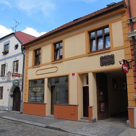 Hostel Singer Pub Ceske Budejovice Ngoại thất bức ảnh