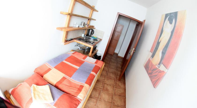 Hostel Singer Pub Ceske Budejovice Phòng bức ảnh