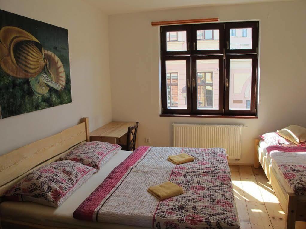 Hostel Singer Pub Ceske Budejovice Ngoại thất bức ảnh