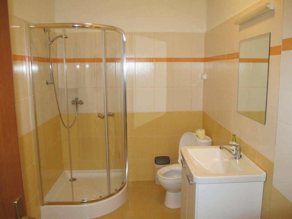Hostel Singer Pub Ceske Budejovice Ngoại thất bức ảnh