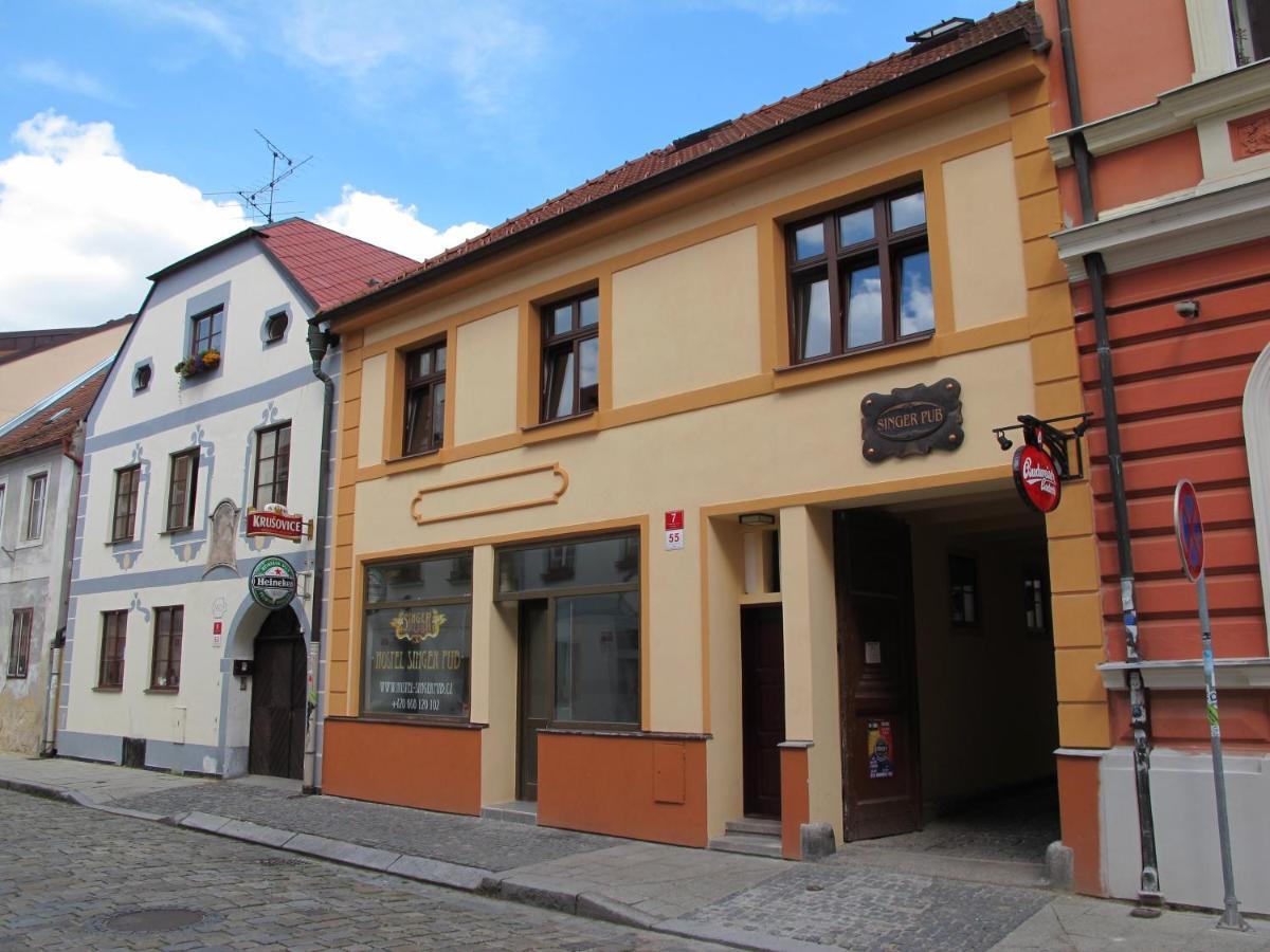 Hostel Singer Pub Ceske Budejovice Ngoại thất bức ảnh